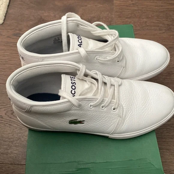 Lacoste shoes size 7.5 still in good condition